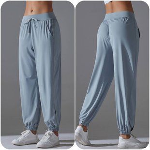 , Light blue, S
